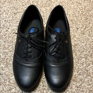 Easy Spirit Black Leather Lace-Up Shoes